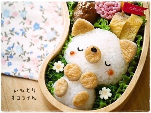 发自 心食神浏览: 标签:便当儿童小清新日式创意菜饭 瞌睡小猫饭团