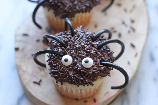 ֽ֩ SPIDER CUPCAKES