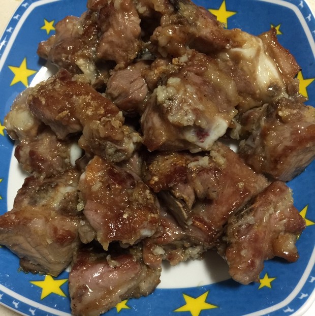 蒜香排骨的做法